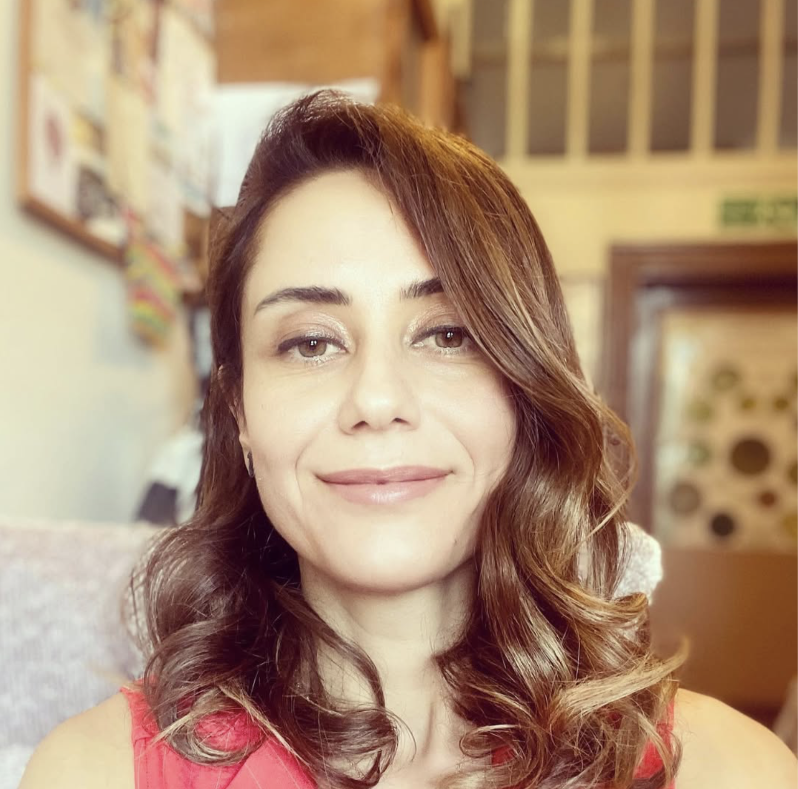 Doç. Dr. Aliye Erol